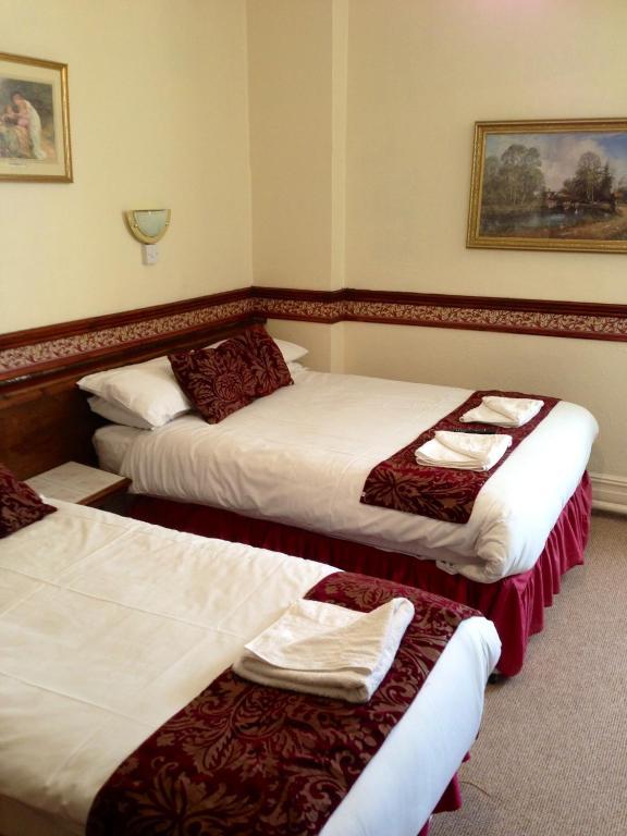 Penrhys Hotel Cardiff Extérieur photo