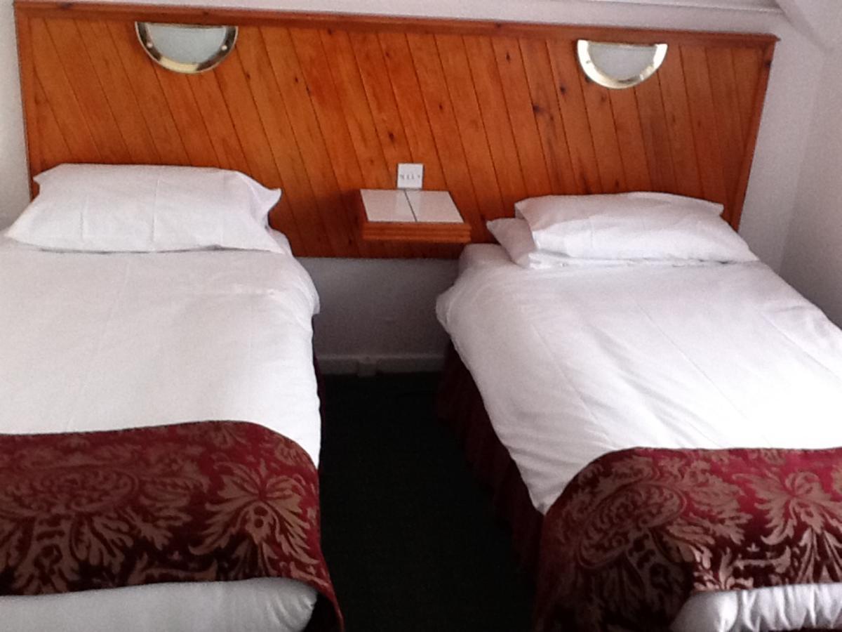 Penrhys Hotel Cardiff Extérieur photo